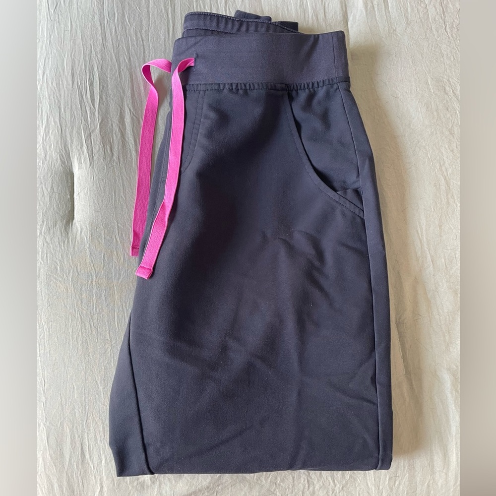 Grey FIGS joggers - size small